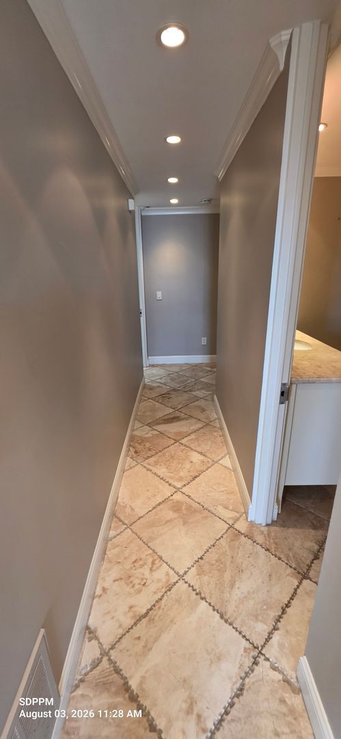 Building Photo - LA JOLLA VILLAGE - Park Prospect - Nice 2 Bedroom / 2 Bath Condo 1st Floor with Views!  AVAILABLE...