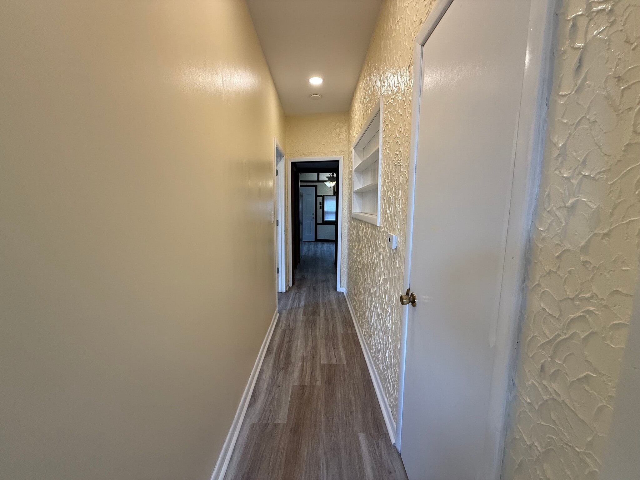 Building Photo - 144 Midland Ave
