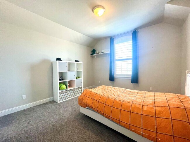 Building Photo - 6829 Brindisi Pl