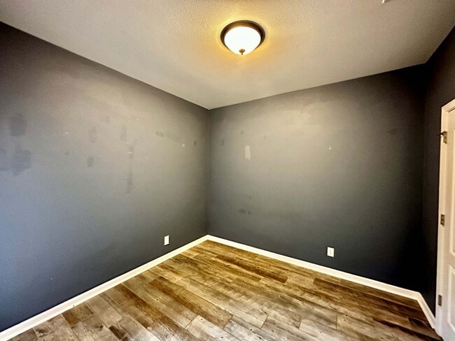 Building Photo - 3821 Branford Ct