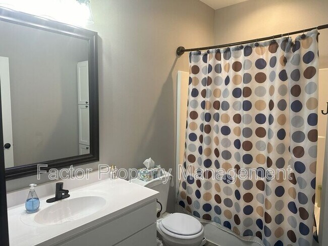 Building Photo - 312 Prairie Rose Trl