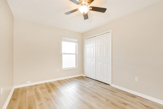 Building Photo - 1523 Golden Poppy Ct