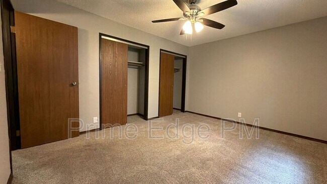 Building Photo - 4521 Madison Ave