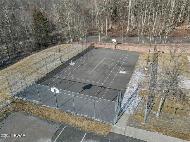 Building Photo - 502 Carrock Way