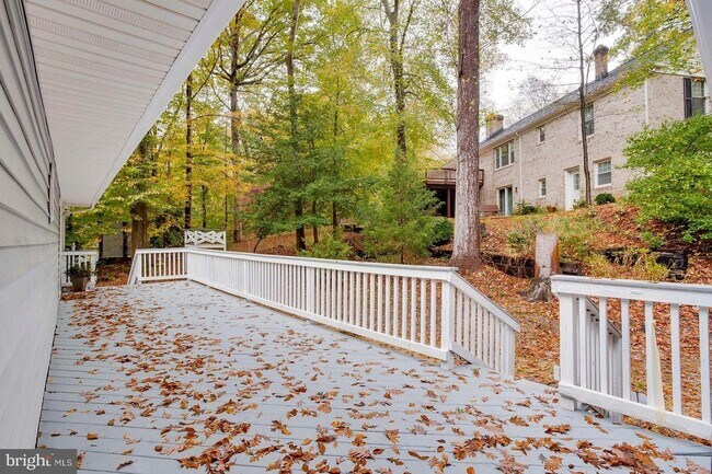 Building Photo - 3120 Creedon Dr