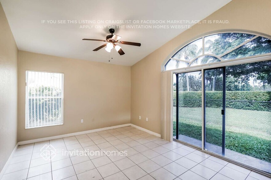 Building Photo - 211 NW 187th Ave