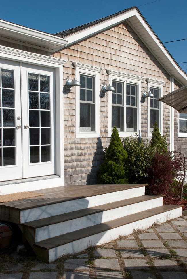 Building Photo - 527 Ocean Grove Ave