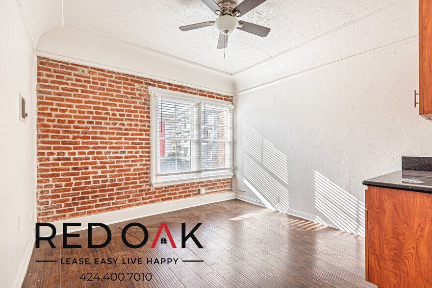 Building Photo - 716 S Berendo St