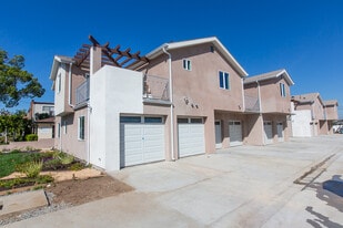 Building Photo - 1640 W 147th St