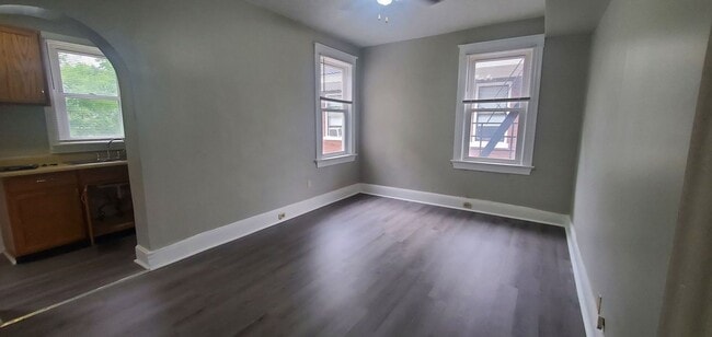 Building Photo - 1526 Dixmont Ave