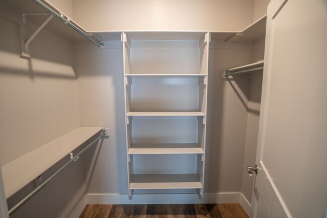 Building Photo - 3-bedroom, 2-bathroom home located in the beautiful Pea Ridge, AR