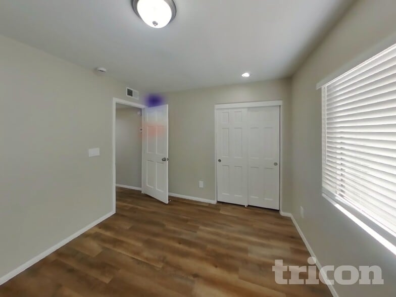 Building Photo - 4809 W Cochise Dr