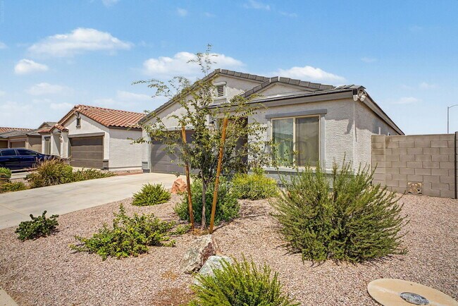 Building Photo - 1304 W Inca Dr