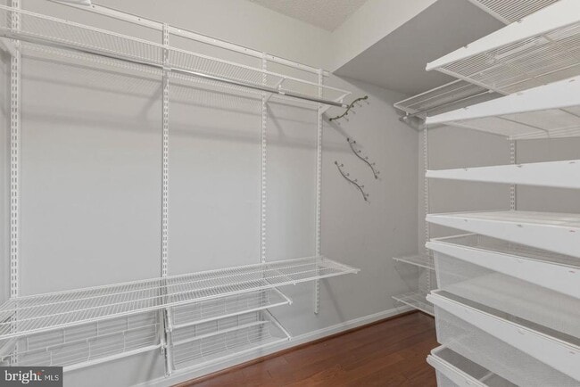 Building Photo - 14801 Pennfield Cir
