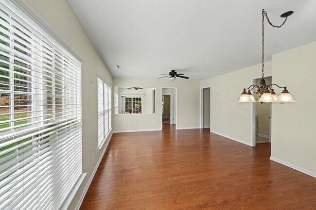 Building Photo - Beautiful 2BR Home in Sun City Carolina Lakes 55+ Community