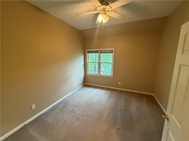 Building Photo - 10935 Pennbrooke Crossing