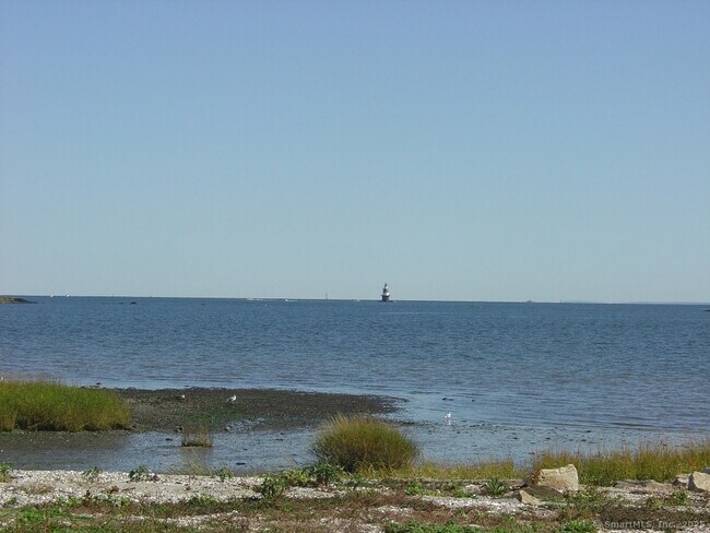 Building Photo - 29 Van Buren Ave