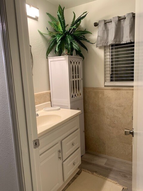 Building Photo - 124 30th St