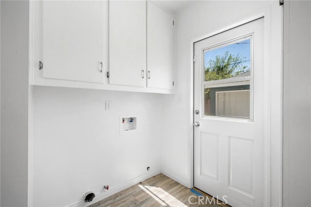 Building Photo - 6438 Densmore Ave