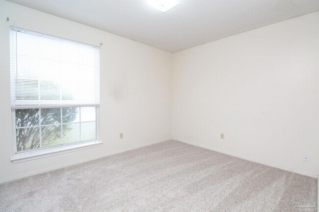 Building Photo - 458 Bay Pine Villas Dr