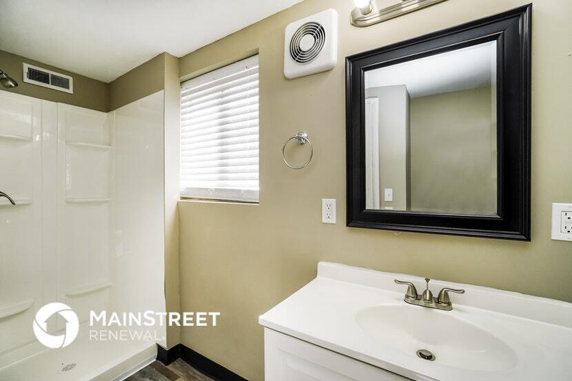 Building Photo - 4807 Warminster Dr