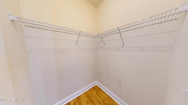 Building Photo - 415 Fever Hammock Dr