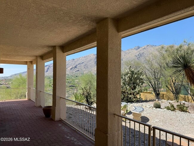 Building Photo - 6141 N Paseo Zaldivar