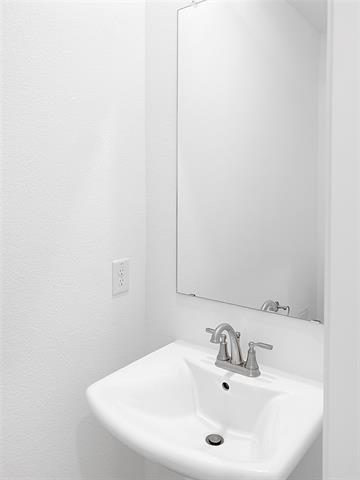 Building Photo - 3740 Pierce Ln