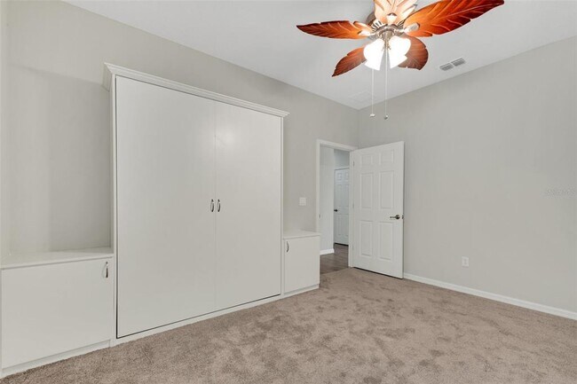 Building Photo - 361 Almansa St