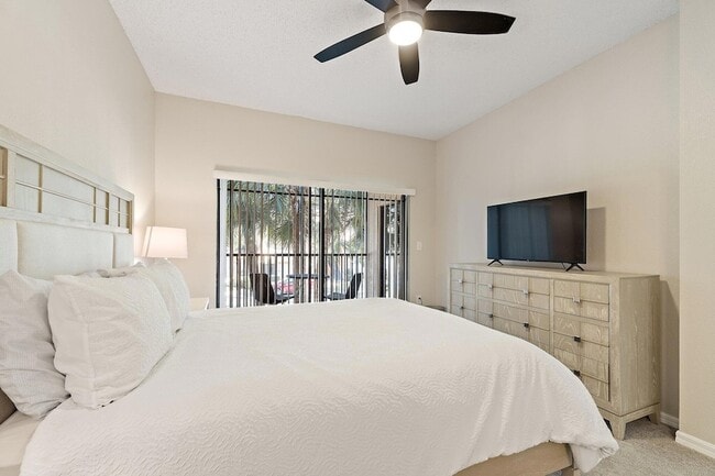 Building Photo - 2809 Amalei Dr