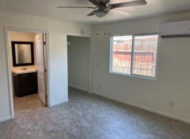 Building Photo - Cozy Home For Rent