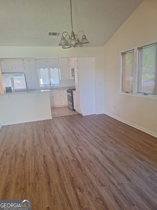 Building Photo - 1514 Stoneleigh Cir