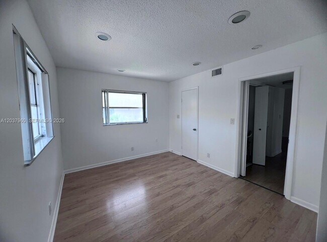 Building Photo - 2430 SW 81st Ave