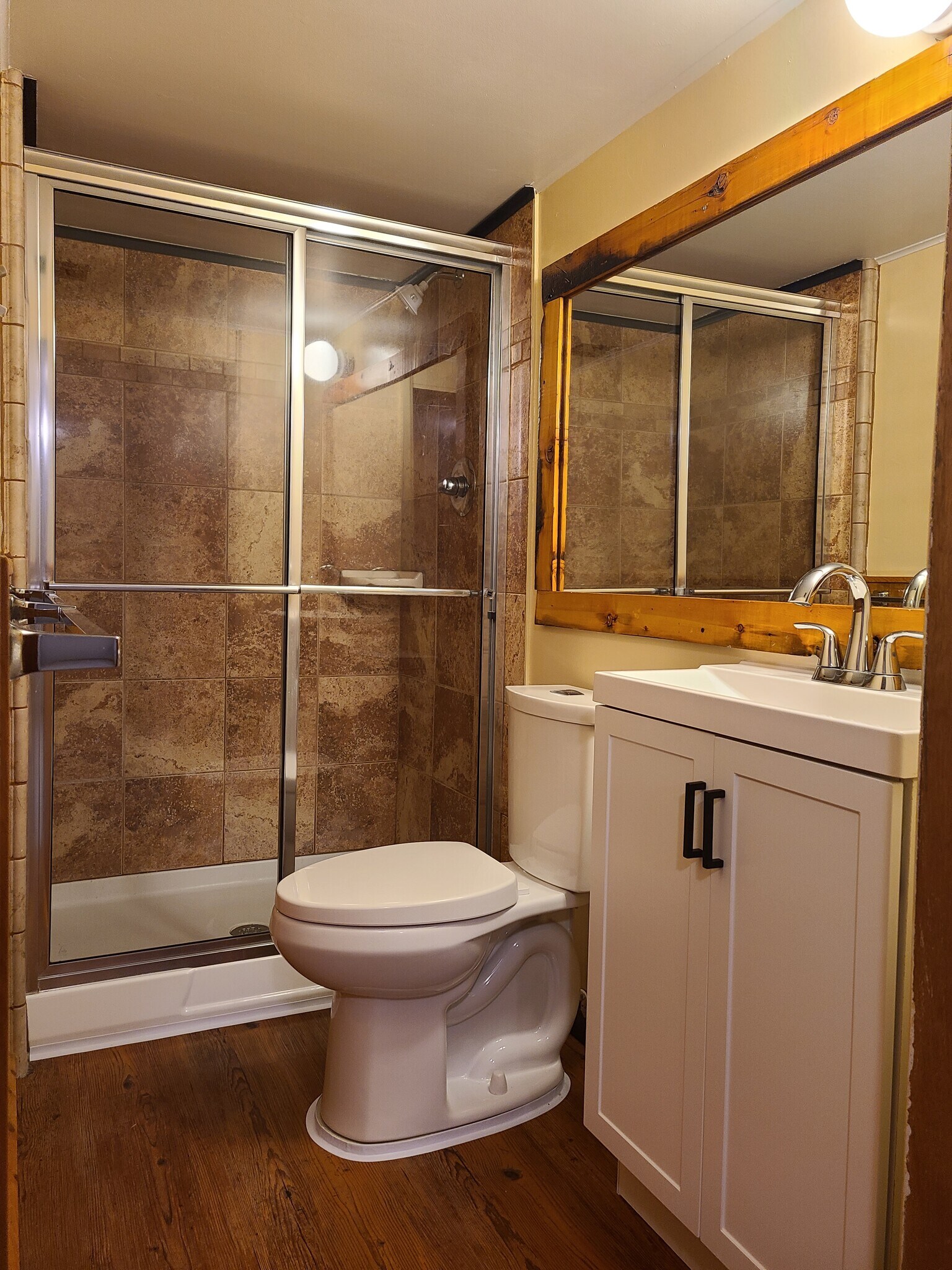 Building Photo - 1302 Colorado Blvd