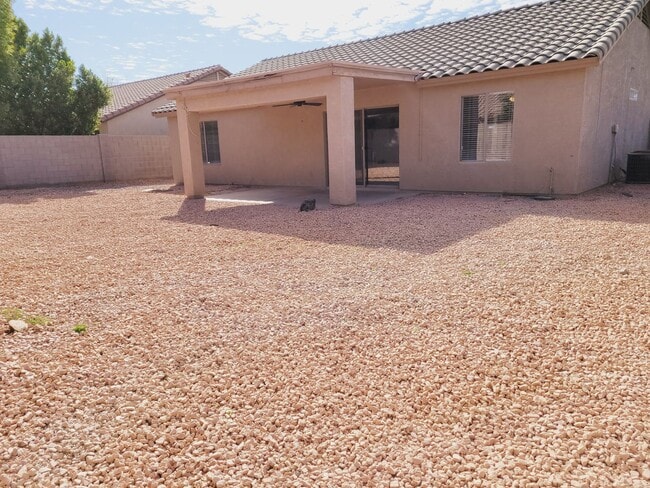 Building Photo - Mesa 3 bedroom home for rent!