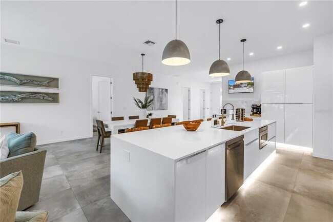 Building Photo - 2314 Floyd St