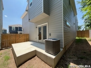 Building Photo - 2085 Silver Oaks