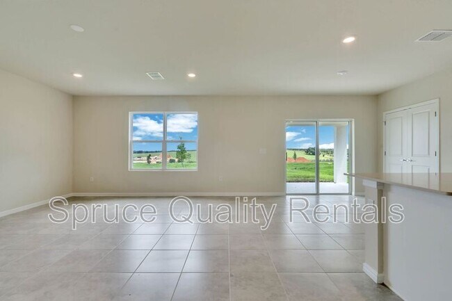 Building Photo - 7756 Syracuse Dr