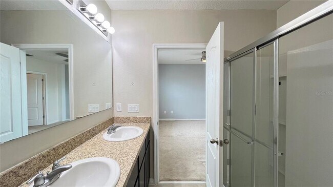 Building Photo - 9017 Alba Ln