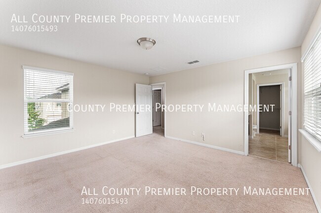 Building Photo - 4775 Creekside Park Ave