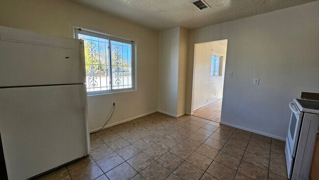 Building Photo - 5321 Marble Pl NE