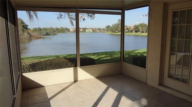 Building Photo - 7337 Oak Moss Dr