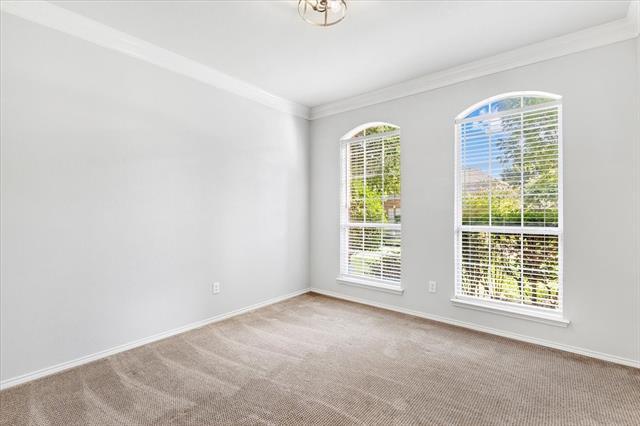Building Photo - 1121 London Dr