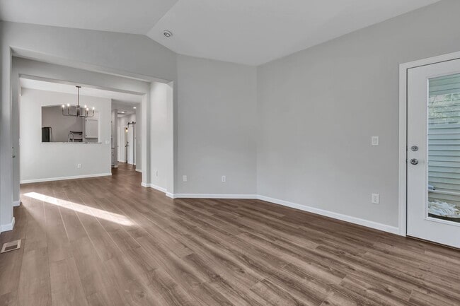 Building Photo - 12423 63rd Ave E