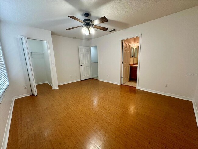Building Photo - 13511 Tea Rose Way