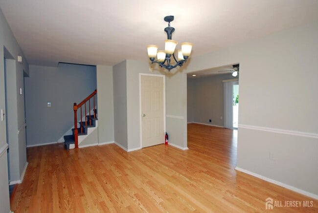 Building Photo - 1 Orchid Ct