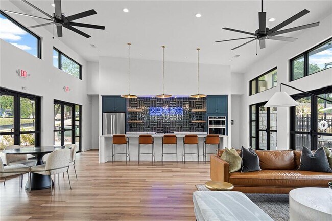 Building Photo - 1328 Breezy St SE