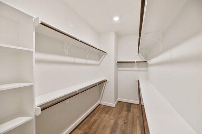 Building Photo - 4113 Austin St