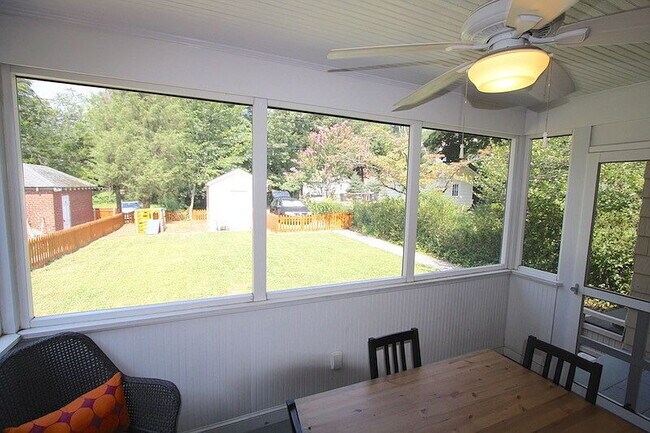 Building Photo - 3-Bed in the Heart of Washington, D.C. – Spacious 1996 Sq Ft with 2 Full Baths!"