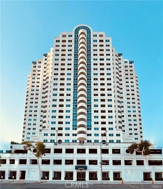 Building Photo - 525 E Seaside Way